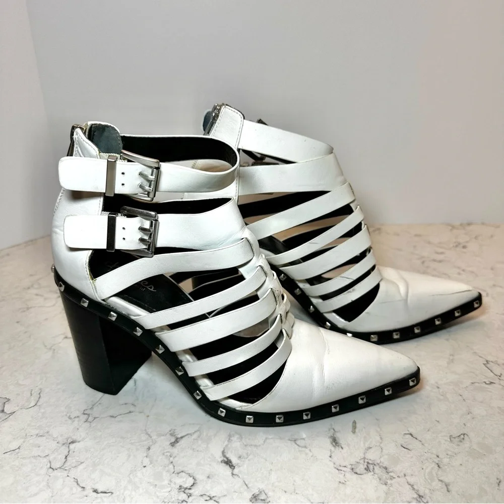 Charles David Women's 7.5 White Strappy Leather Cage Western Booties Straps